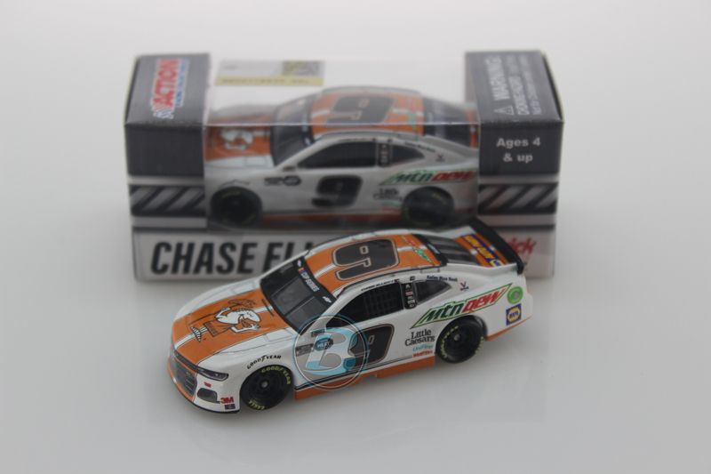 chase elliott little caesars diecast