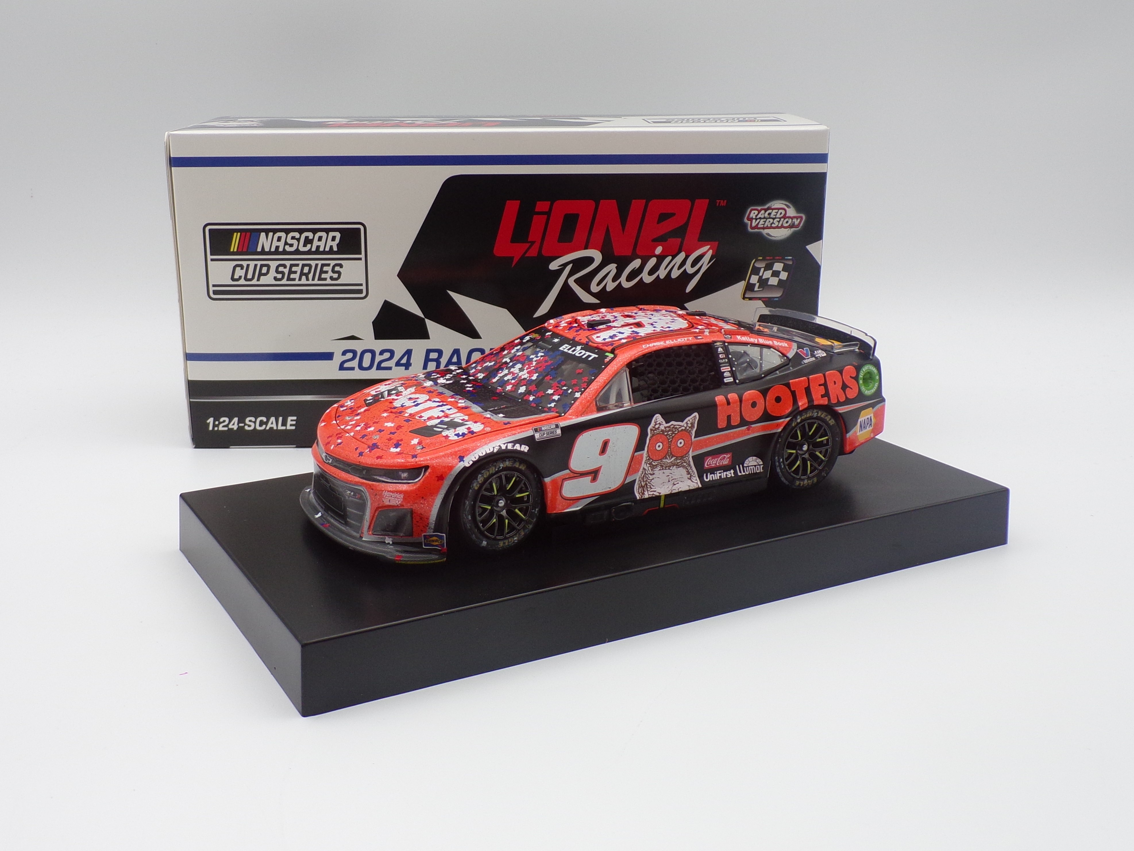 Chase elliott race win diecast online