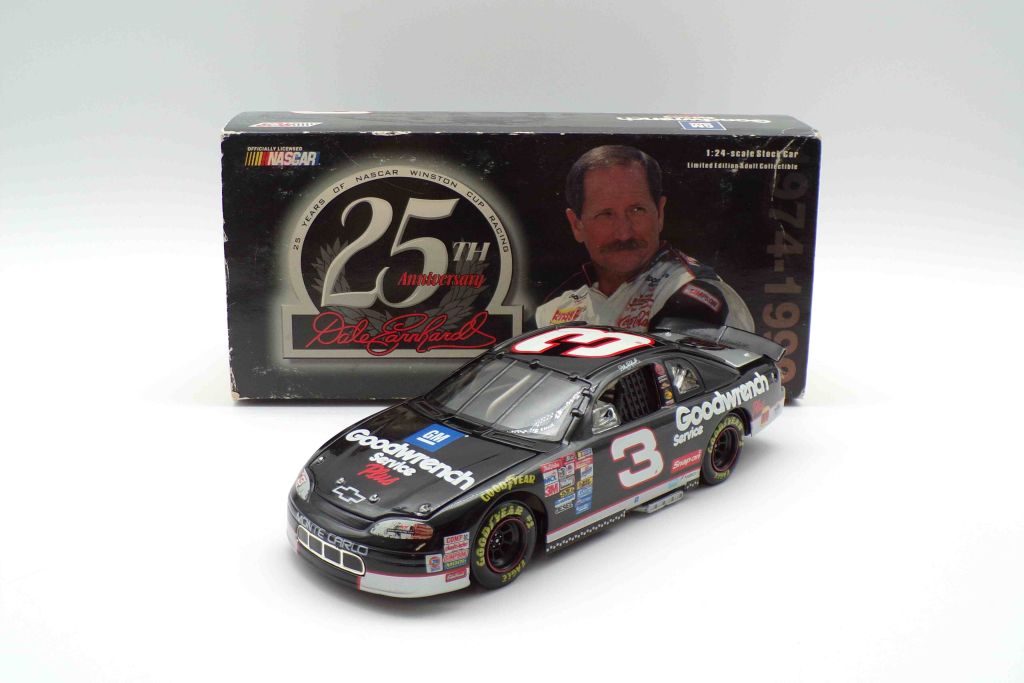 Nascar Dale Earnhardt GM Goodwrench Service buy Plus 25th Anniversary Limited Editio