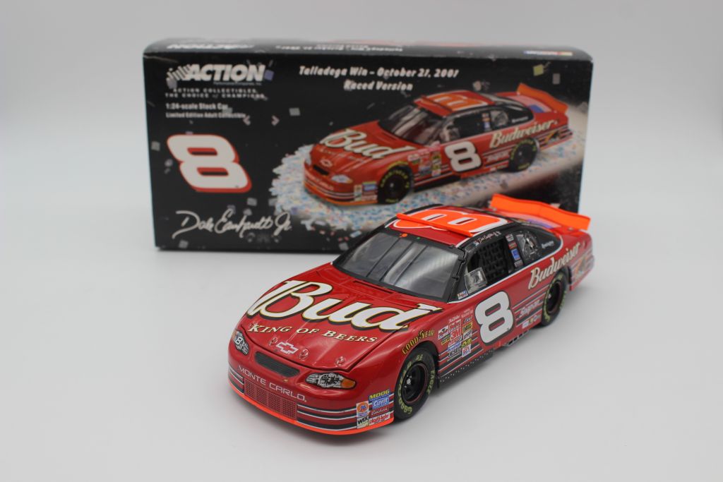 Dale Earnhardt Jr. 2001 Budweiser / Talladega Raced Win 1:24 Nascar Diecast