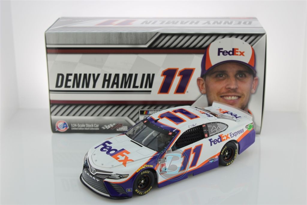 denny hamlin 2020 diecast