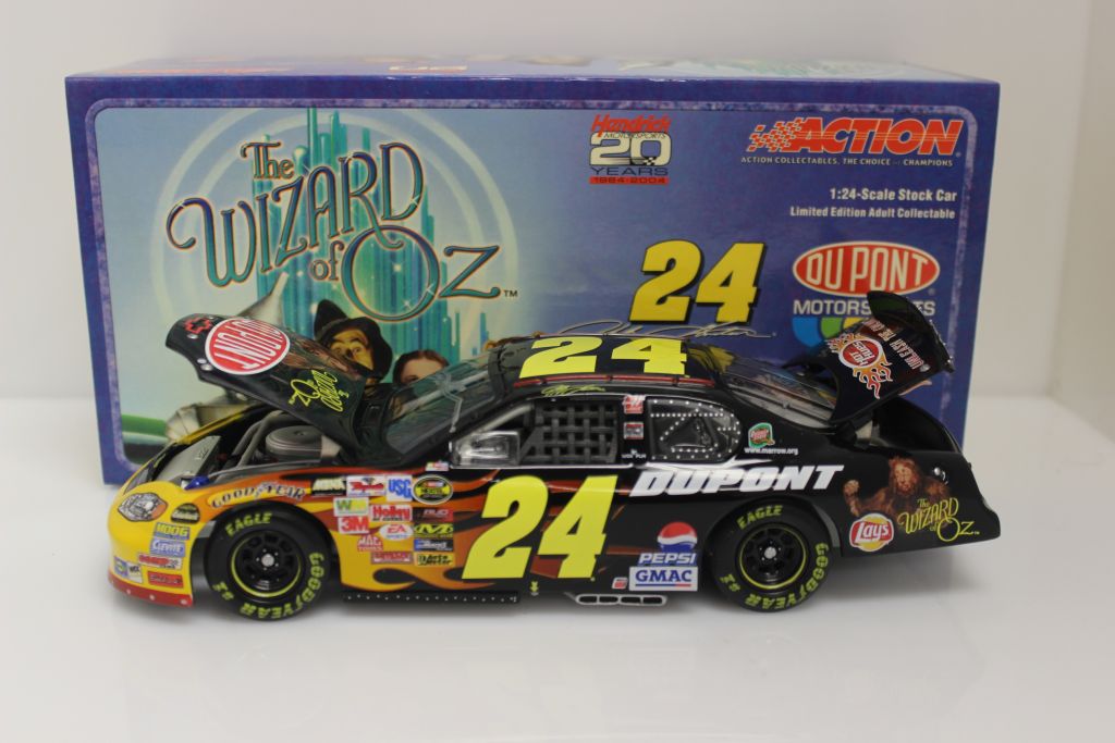 Jeff Gordon signed diecast fashion