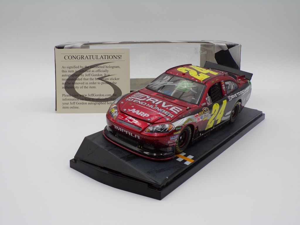 Jeff Gordon autographed cheapest diecast