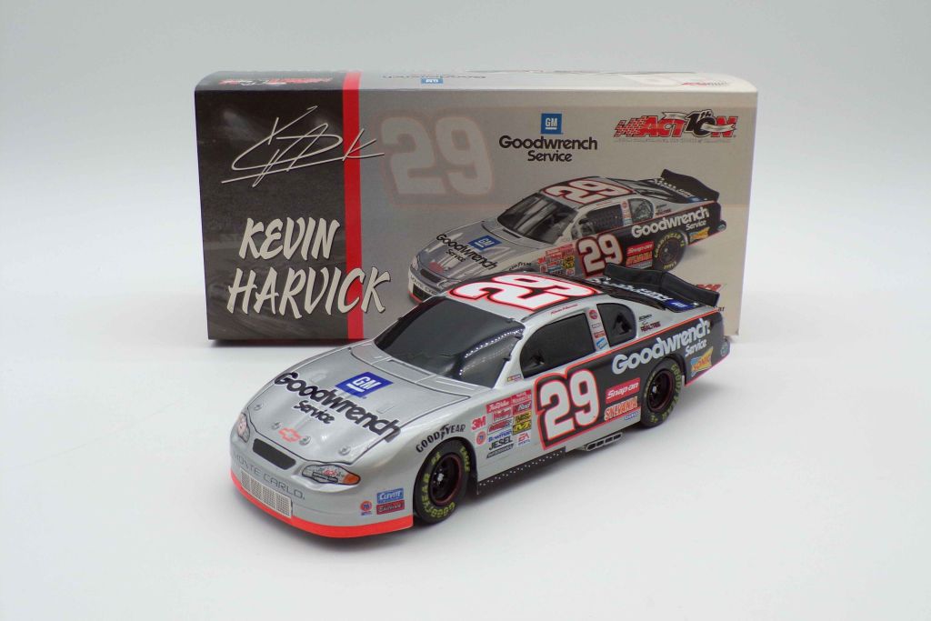 Kevin Harvick 2002 #29 GM Goodwrench Service 1:24 Nascar Diecast Bank