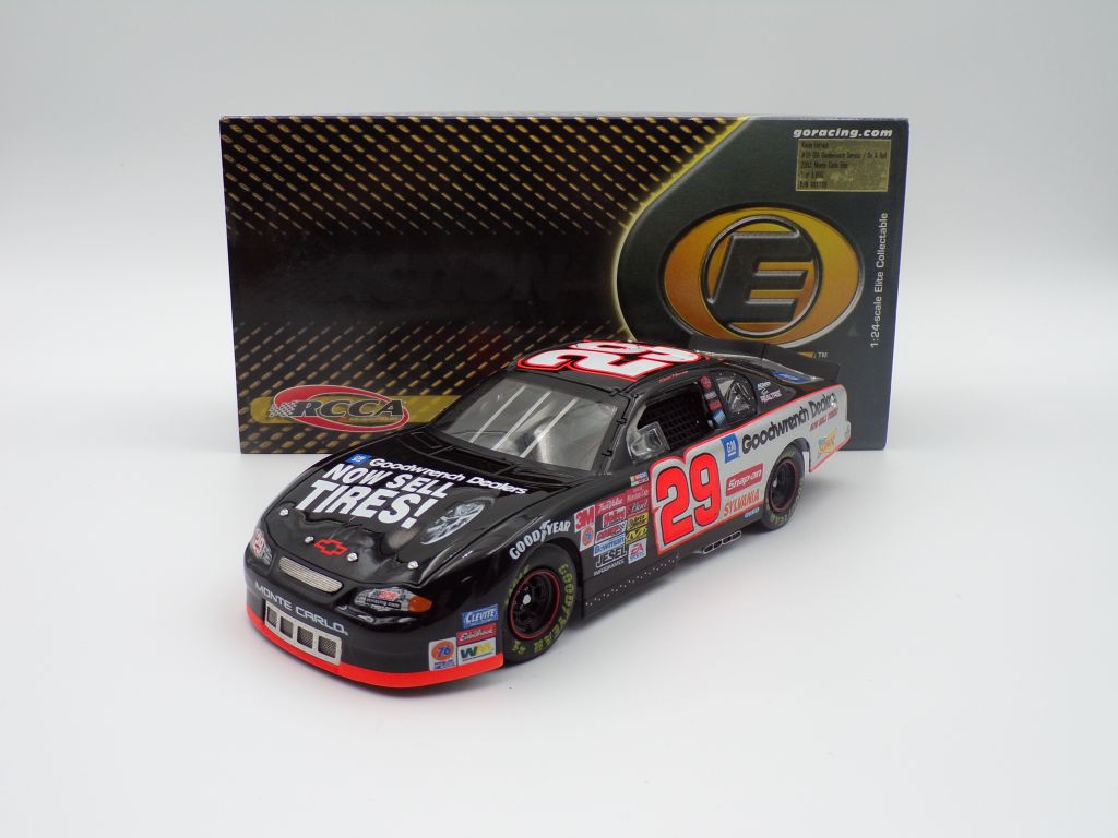 Kevin Harvick 2002 #29 GM Goodwrench Service / On A Roll 1:24