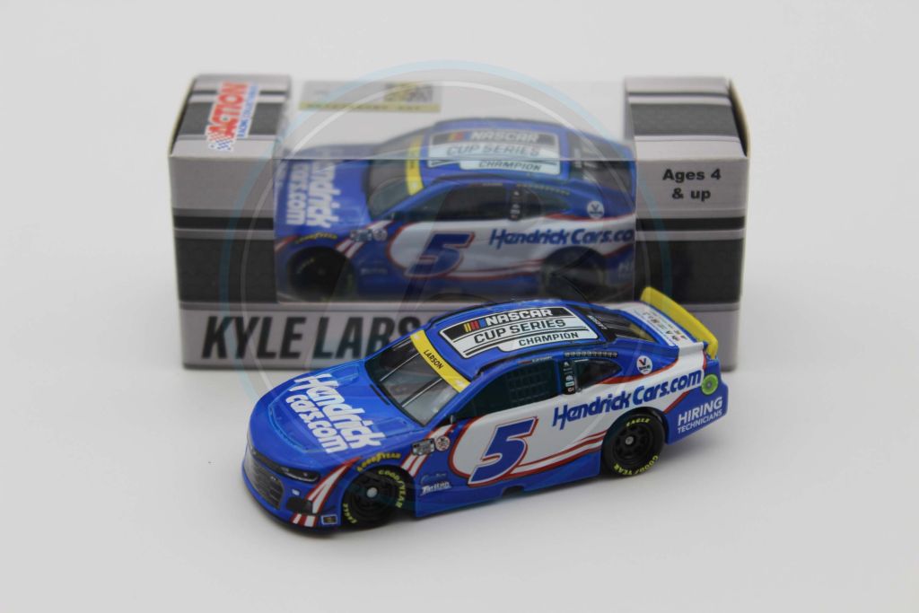 kyle larson 2021 diecast