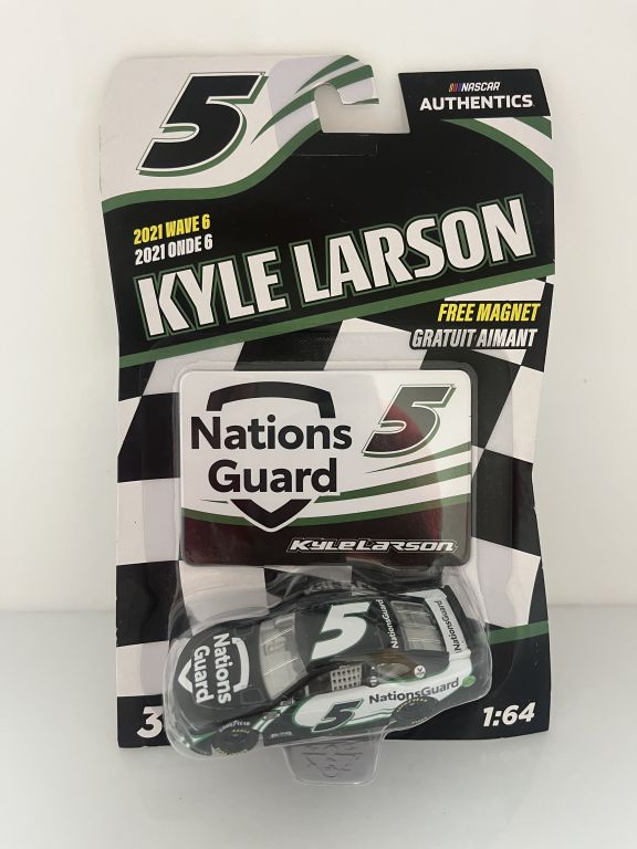 Kyle Larson 2021 Nations Guard 1 64 Nascar Authentics Diecast