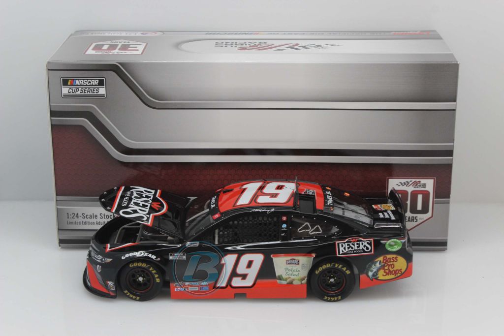 Martin truex jr diecast hotsell 1 24