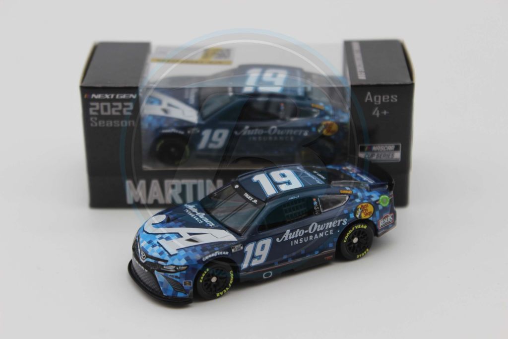 Martin Truex Jr 2022 Auto Owners Insurance 1 64 Nascar Diecast