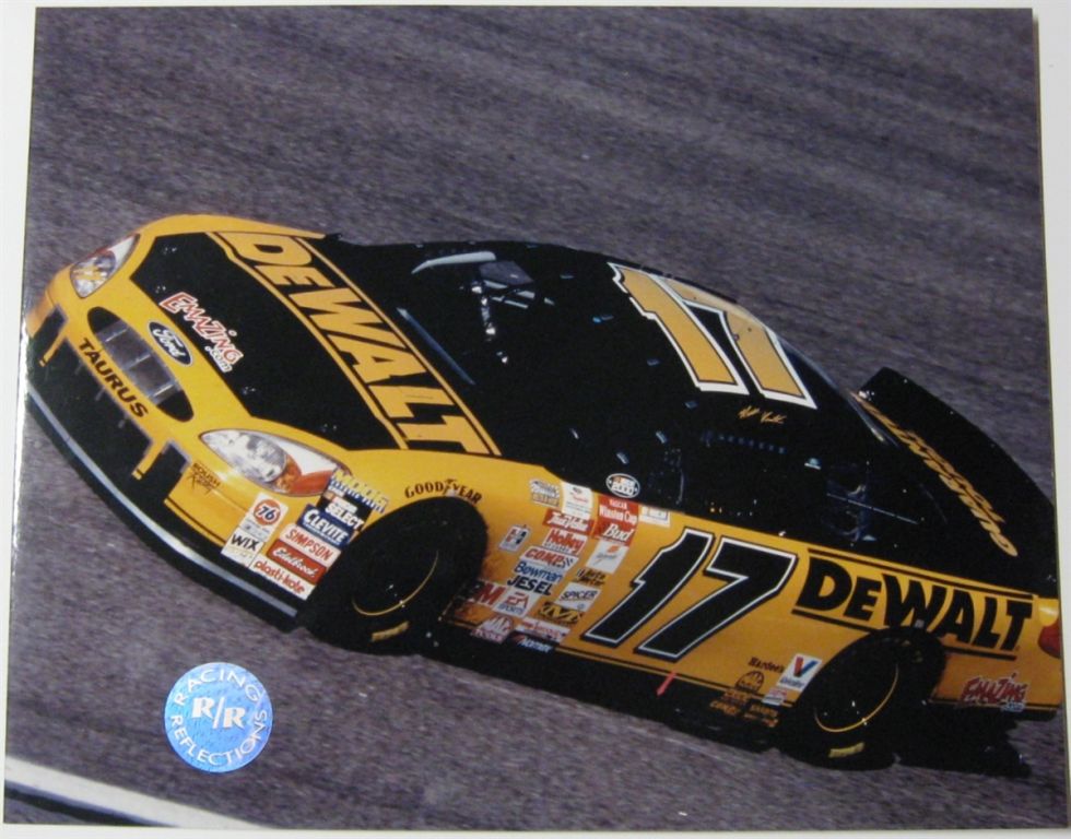 Matt Kenseth Dewalt Emazing Car Side 8 X 10 Photo