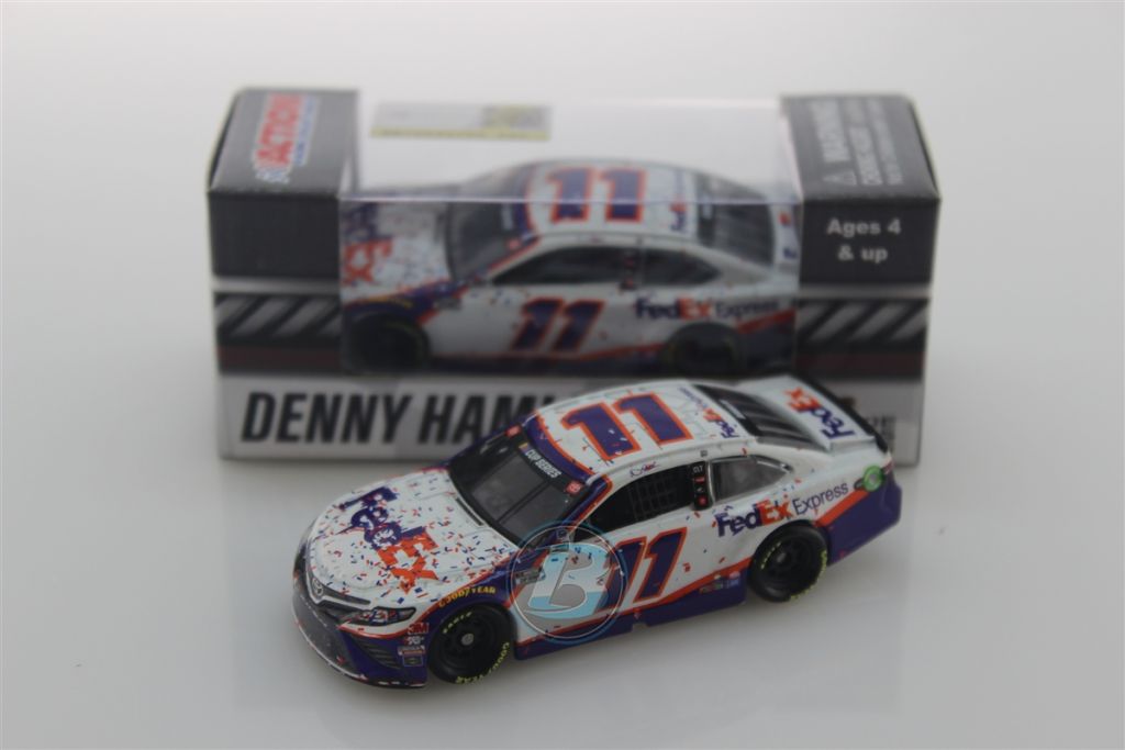 denny hamlin daytona 500 diecast