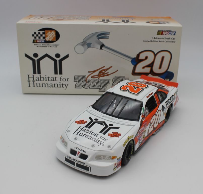 Tony stewart habitat store for humanity car