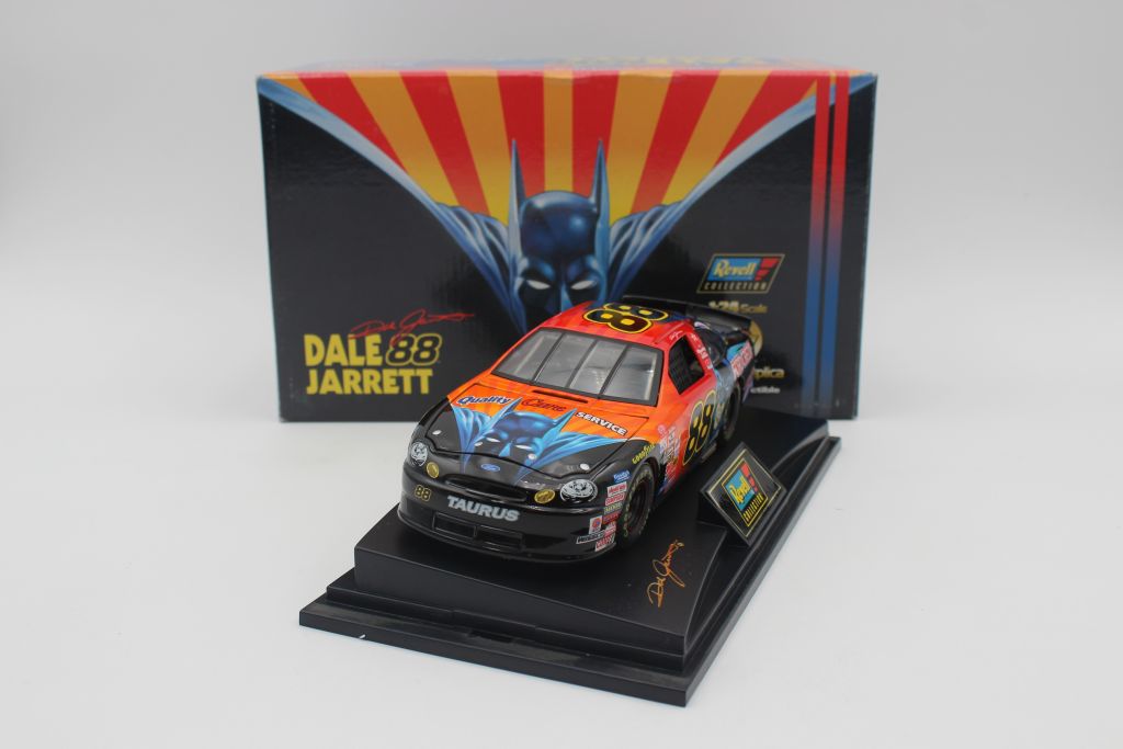 Dale Jarrett 1998 Batman 1:24 Revell Diecast w/ Case