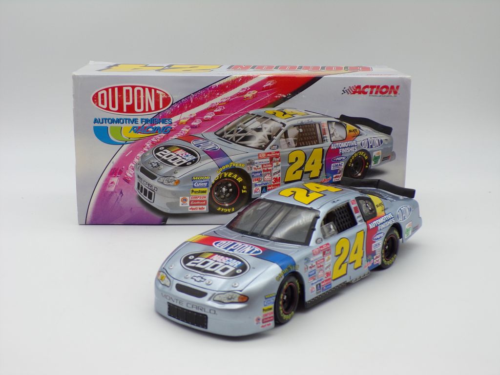 Jeff Gordon 2000 DuPont Nascar 2000 1:24 Nascar Diecast