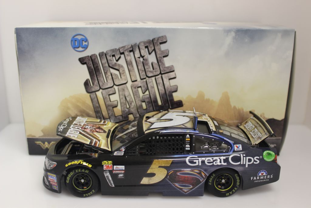 Kasey Kahne 2017 Great Clip Justice League 1:24 Nascar Diecast