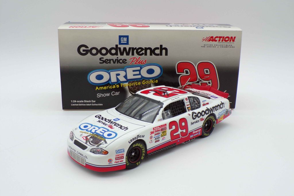 Kevin Harvick Autographed 2001 #29 GM Goodwrench Service Plus / Oreo ...