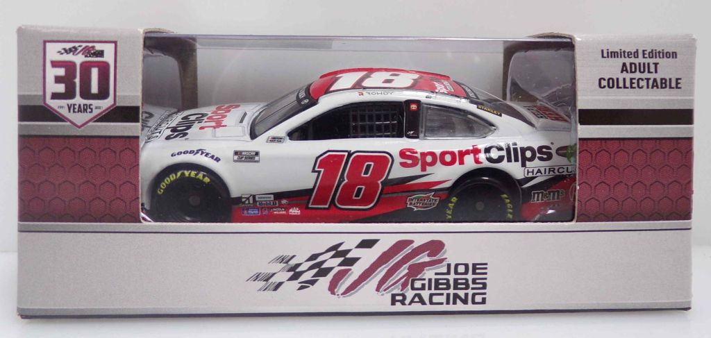 Kyle Busch 2021 #18 Sport Clips 1:64 Nascar Diecast