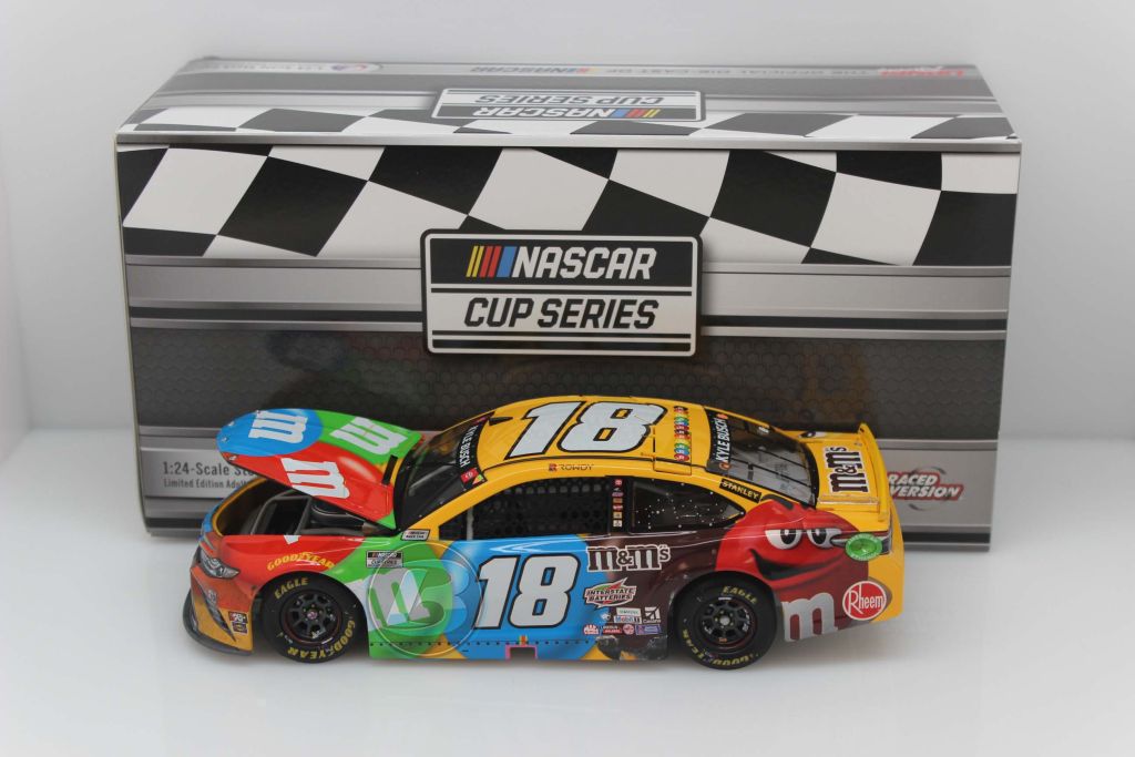 Kyle Busch 2021 M&M's Clash at Daytona 2/9 Race Win 1:24 Nascar Diecast