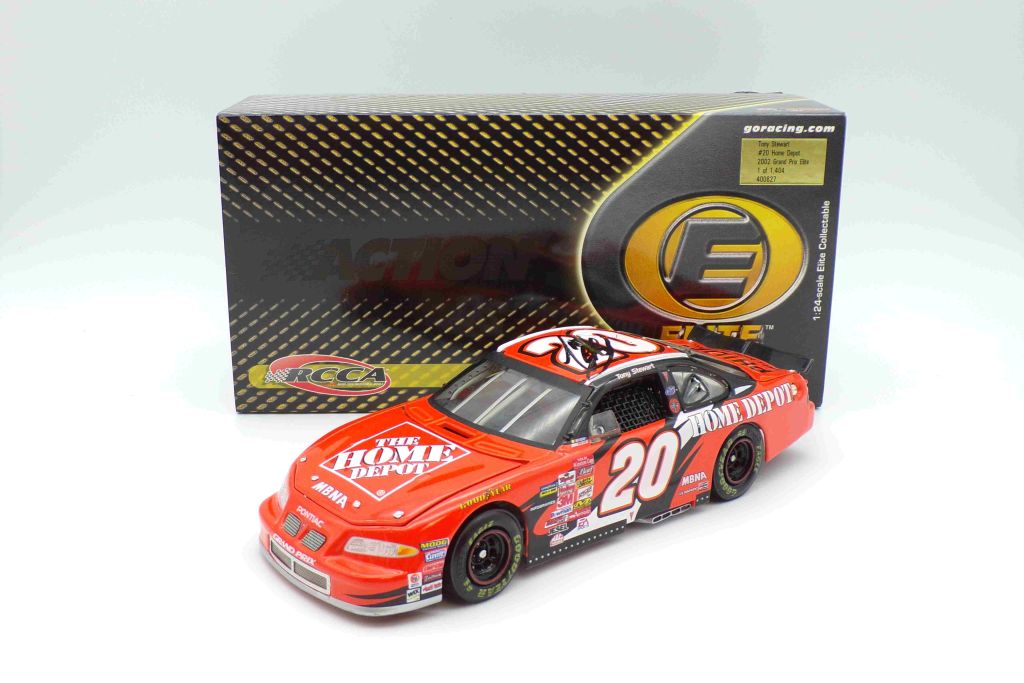 Tony Stewart Autographed 2002 Home Depot 1:24 RCCA Elite Nascar Diecast