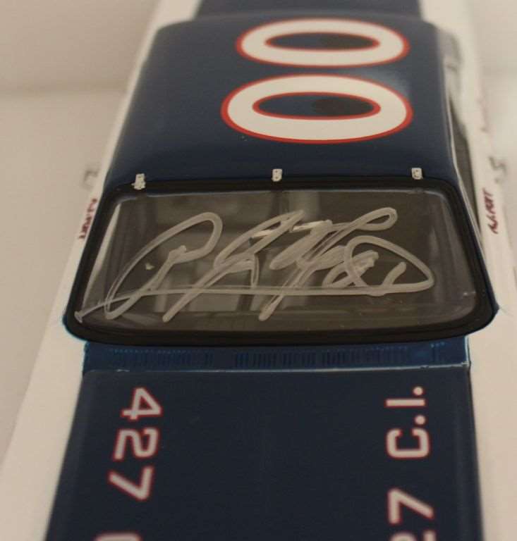 A.J. Foyt Autographed #00 Vel's Ford 1965 Ford Galaxie 1:24 University of  Racing Nascar Diecast