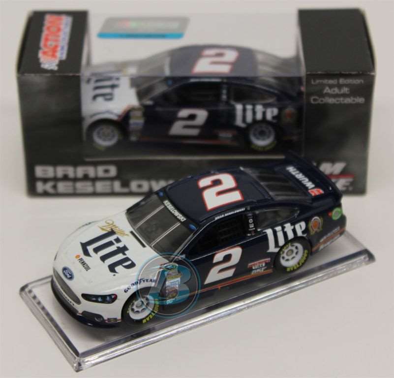 Brad Keselowski factory 2015 Ford Fusion Miller Lite Retro Fan Vote Lionel 1:24 Limited