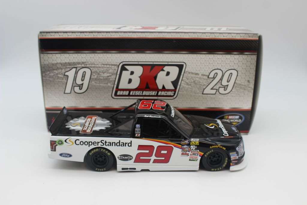 Chase Briscoe 2017 Cooper Standard Throwback 1:24 Nascar Diecast