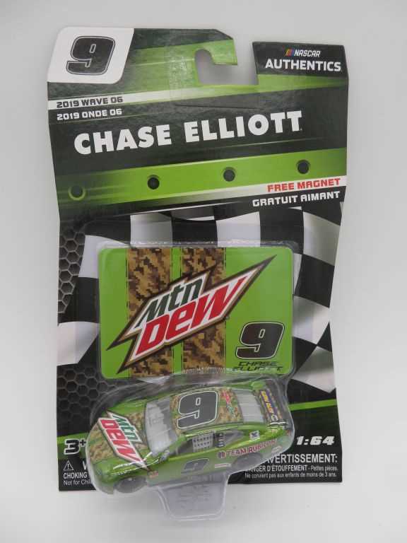 Chase Elliott 2019 Mountain Dew Camo Team Rubicon 1 64 Wave 6