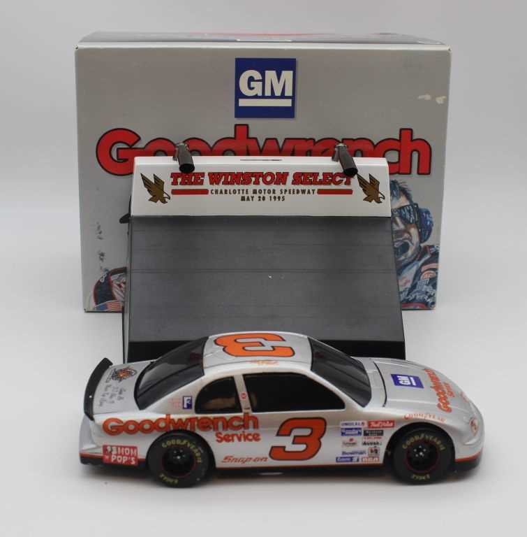 Dale Earnhardt 1995 GM Goodwrench Service Plus / The Winston