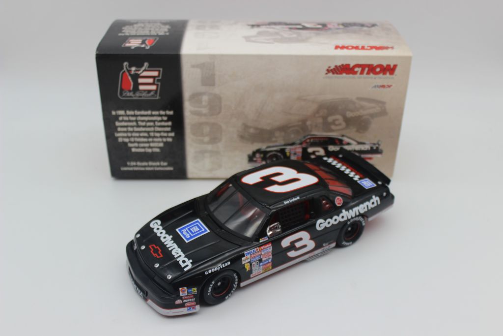Dale Earnhardt 2003 GM Goodwrench / Championship 1990 Lumina 1:24