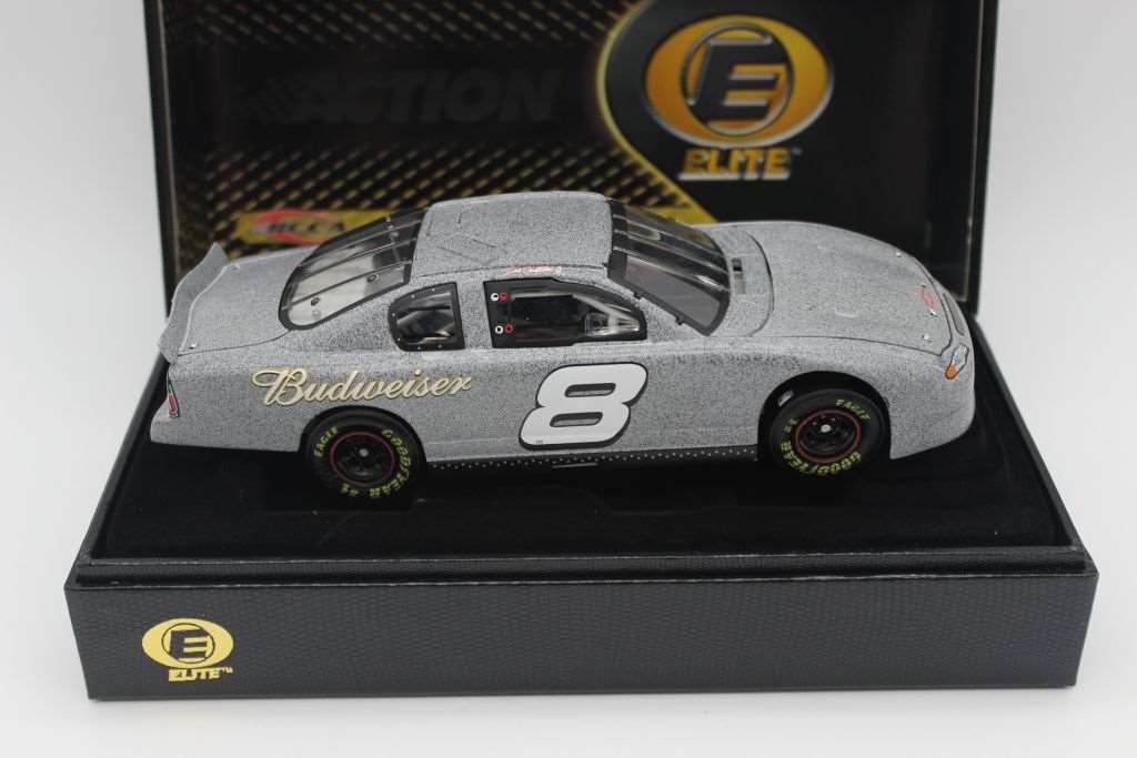 Dale Earnhardt Jr. 2001 Budweiser / Test Car 1:24 Elite RCCA Diecast