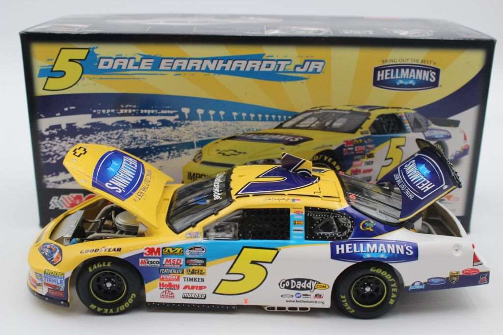 Dale Earnhardt Jr. 2009 Hellmann's 1:24 Nascar Diecast