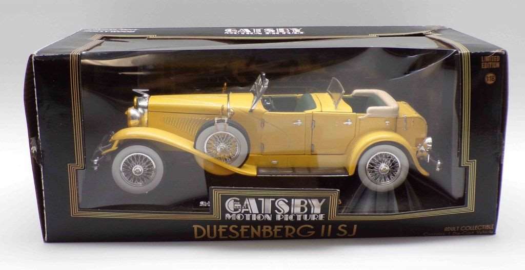 Green Light The Great Gatsby (2013) 1:18 - Duesenberg II SJ **Box Damaged  See Pictures**