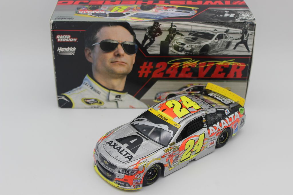 Jeff Gordon Autographed 2015 Axalta Homestead Race Version / #24EVER 1:24  Nascar Diecast**Please see pictures of box**