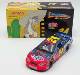 Jeff Gordon Multi Autographed 2003 DuPont / Looney Tunes 1:24 Nascar Diecast Bank Jeff Gordon Multi Autographed 2003 DuPont / Looney Tunes 1:24 Nascar Diecast Bank