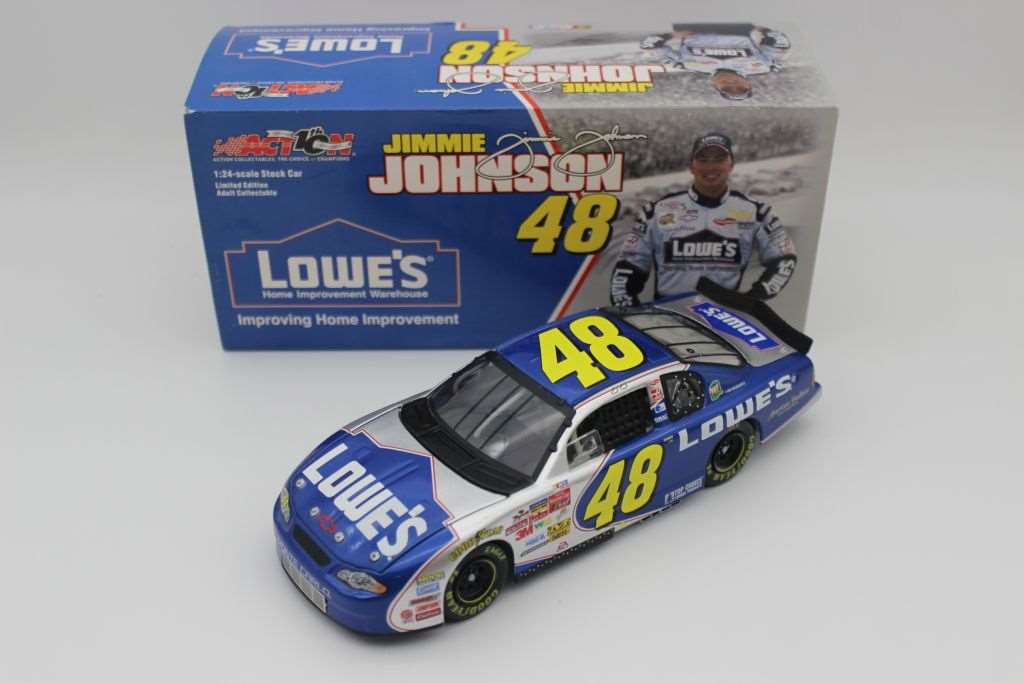 Jimmie Johnson 2002 #48 Lowe's 1:24 Nascar Diecast