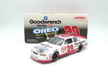 Kevin Harvick 2001 #29 GM Goodwrench Service Plus/Oreo Show Car 1:24 Nascar Diecast Kevin Harvick 2001 #29 GM Goodwrench Service Plus/Oreo Show Car 1:24 Nascar Diecast  
