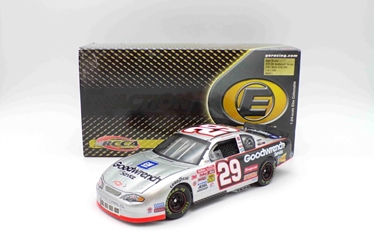 Kevin Harvick 2002 #29 GM Goodwrench Service 1:24 RCCA Elite Diecast Kevin Harvick 2002 #29 GM Goodwrench Service 1:24 RCCA Elite Diecast   