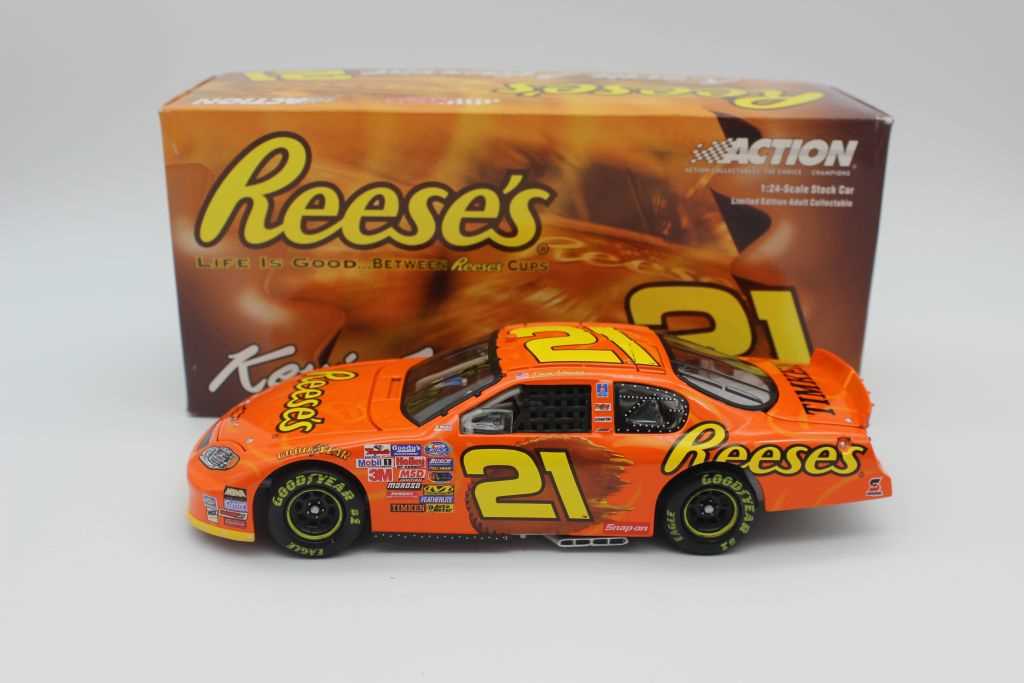 Kevin Harvick 2005 #21 Reese's 1:24 Nascar Diecast