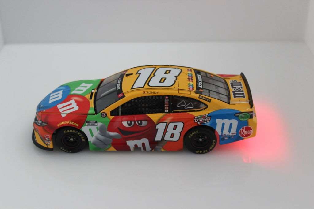 Kyle Busch 2020 M&M's All-Star 1:24 Nascar Diecast