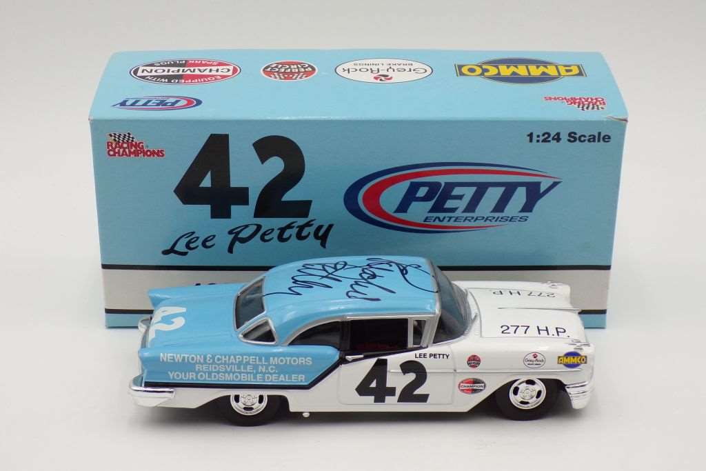 Racing Champions 1957 Oldsmobile store Convertible 1:24 Diecast Custom Lee Petty 42