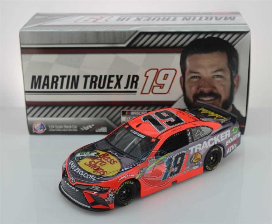 Martin Truex Jr 2020 Bass Pro Shops 1:24 Color Chrome Nascar Diecast