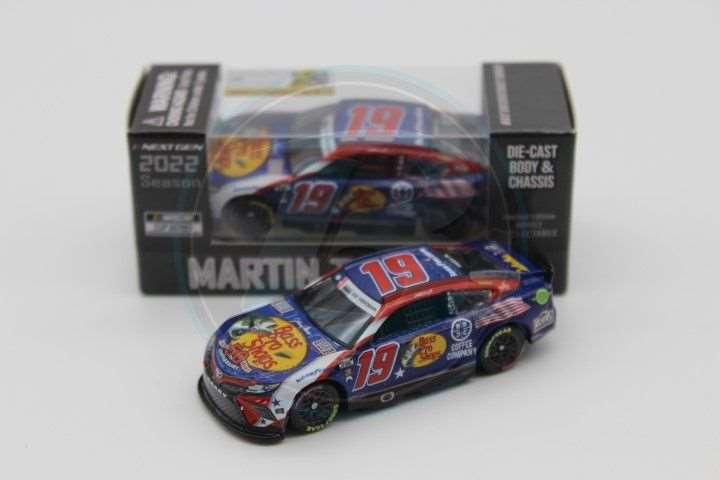 Martin Truex Jr 2022 Bass Pro Shops Salutes 1 64 Nascar Diecast Chassis