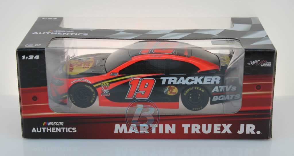 Martin Truex Jr 2019 Bass Pro Shops 1 24 Nascar Authentics