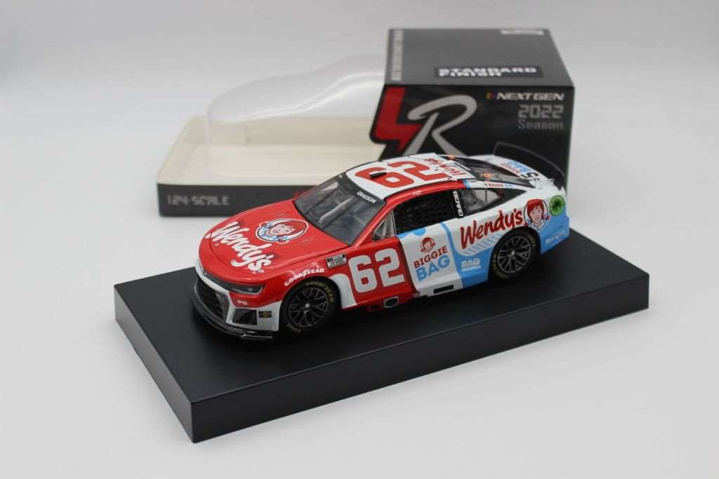 Noah Gragson 2022 Wendy's 1:24 Nascar Diecast