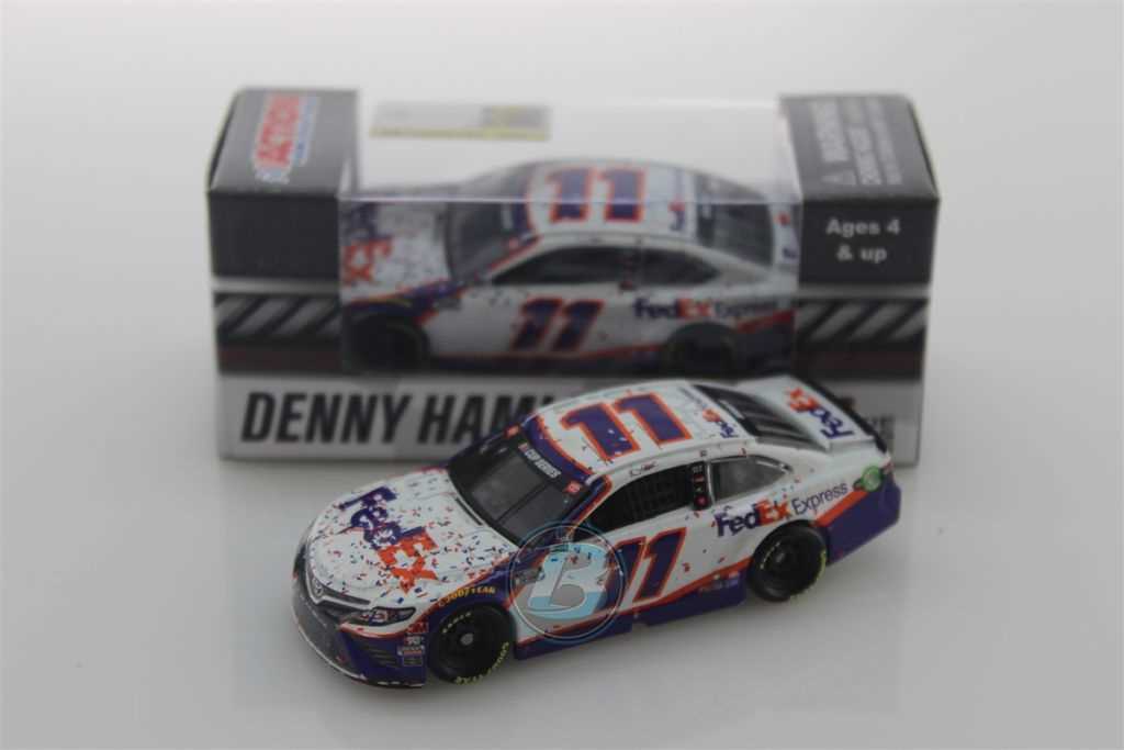 denny hamlin 2020 daytona 500 diecast