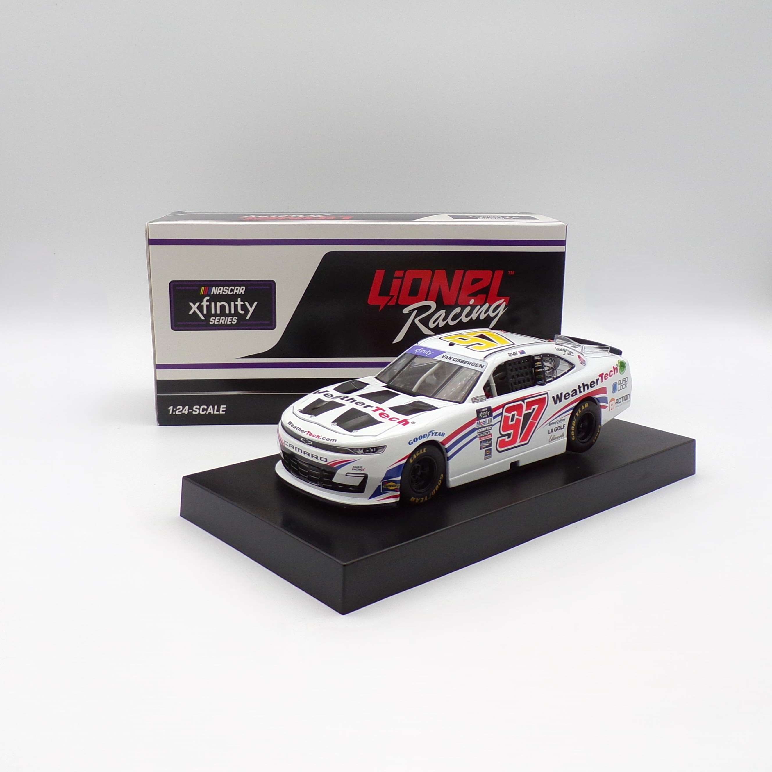 Outlet Nascar diecast (1/24 and 1/64)