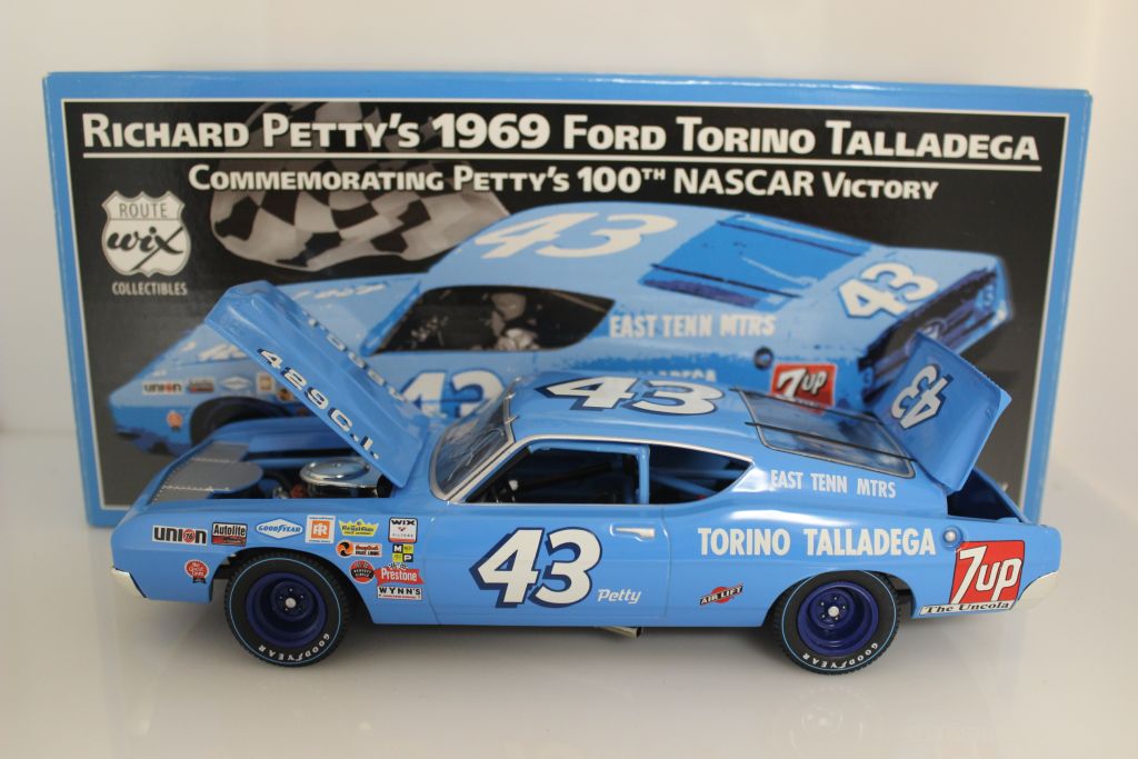 Richard Petty's Autographed 100th Nascar Victory 1969 Ford Torino Talladega  1:24 Wix Diecast