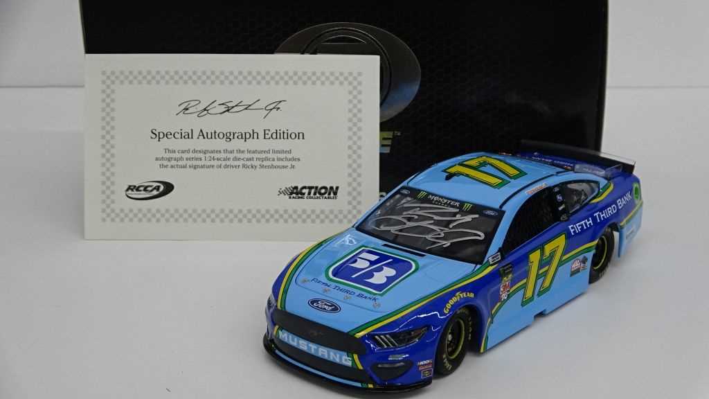 Ricky Stenhouse Jr 2019 Fifth Third Bank Autographed 1:24 Elite Nascar  Diecast