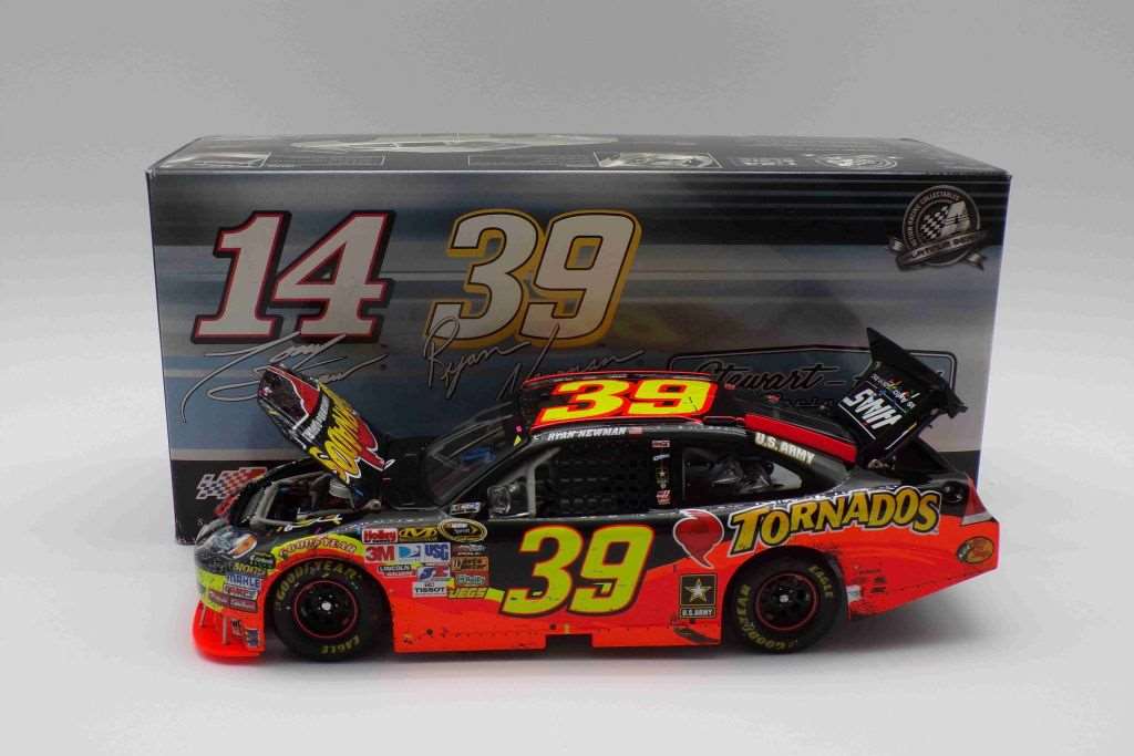 Ryan Newman Autographes Diecast 1:24 NASCAR 1 of outlet 771