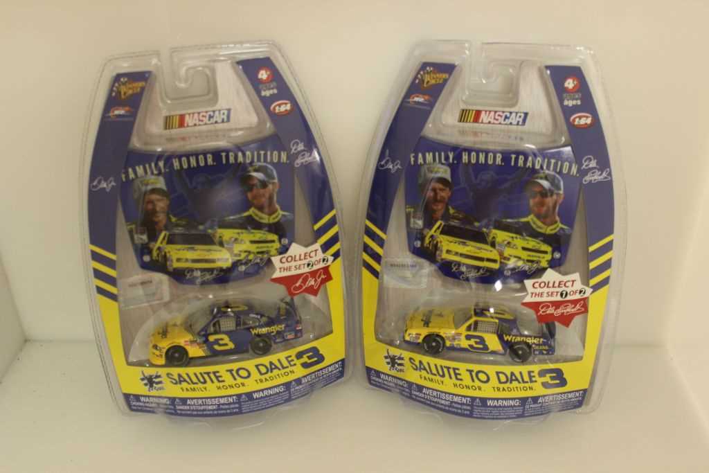 Set of 2 Dale Earnhardt 3 Wranglers Salute to Dale 1 64 Nascar